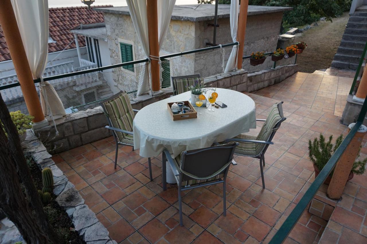Holiday House Terezija Baška Voda المظهر الخارجي الصورة