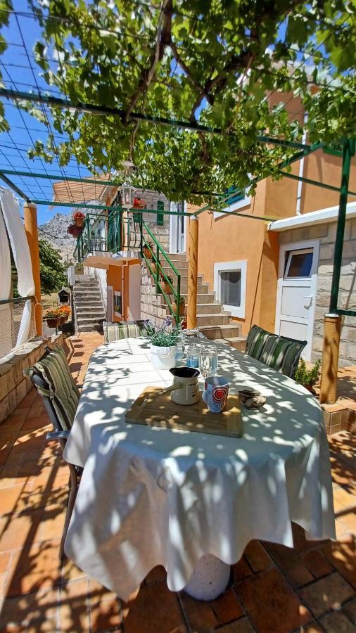 Holiday House Terezija Baška Voda المظهر الخارجي الصورة